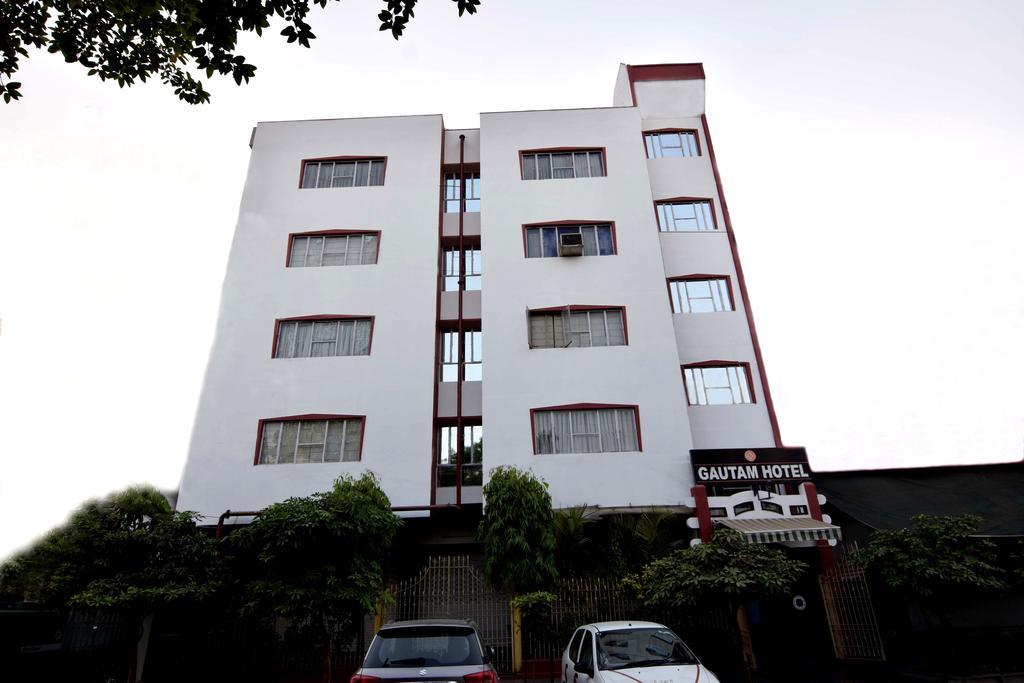 ורנאסי Gautam Hotel מראה חיצוני תמונה