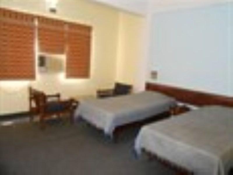 ורנאסי Gautam Hotel מראה חיצוני תמונה